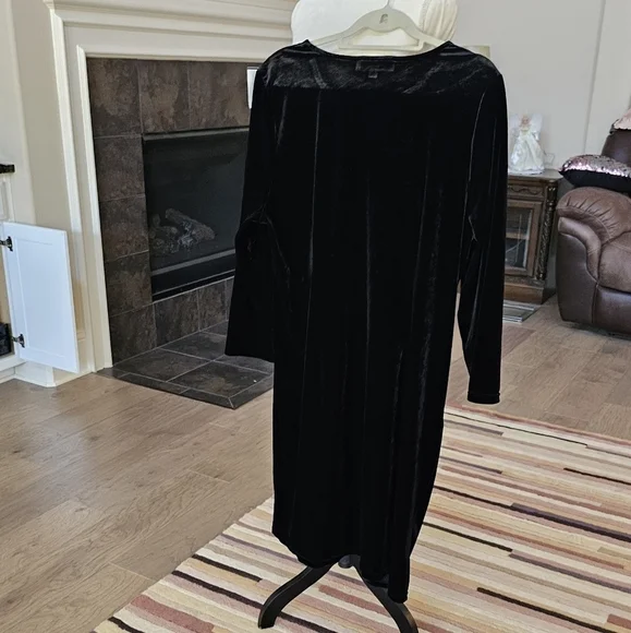 Nwot Eloquii black velvet dress knee length size20 - Picture 7 of 11